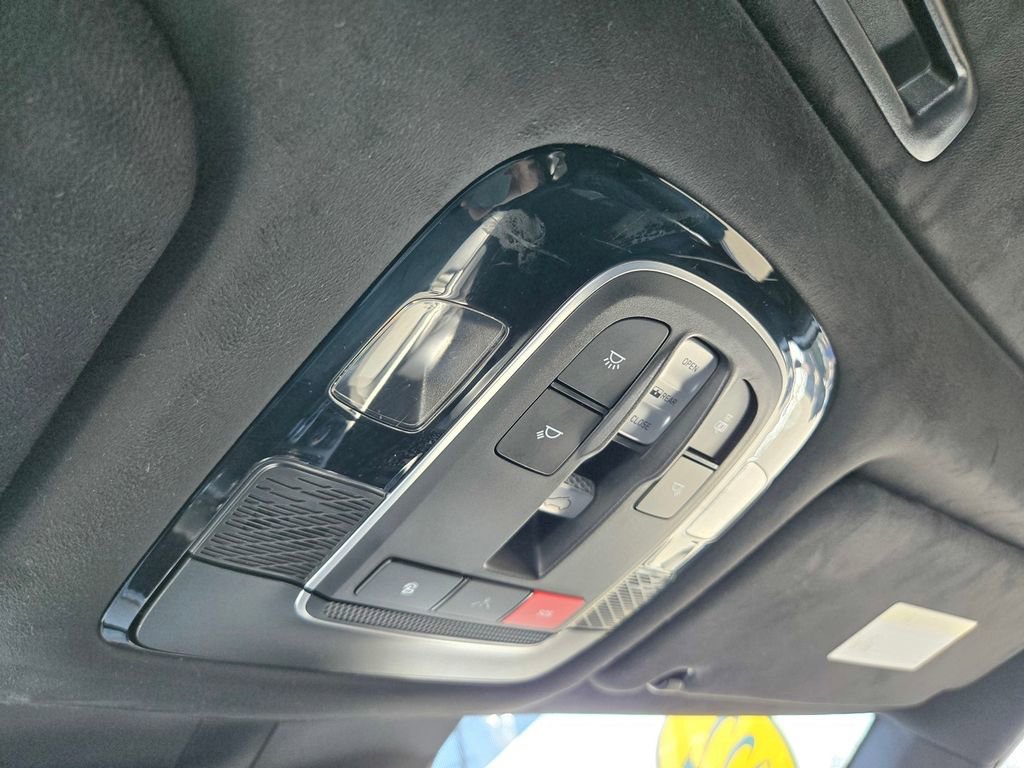 Used 2022 Hyundai Palisade Calligraphy image 16