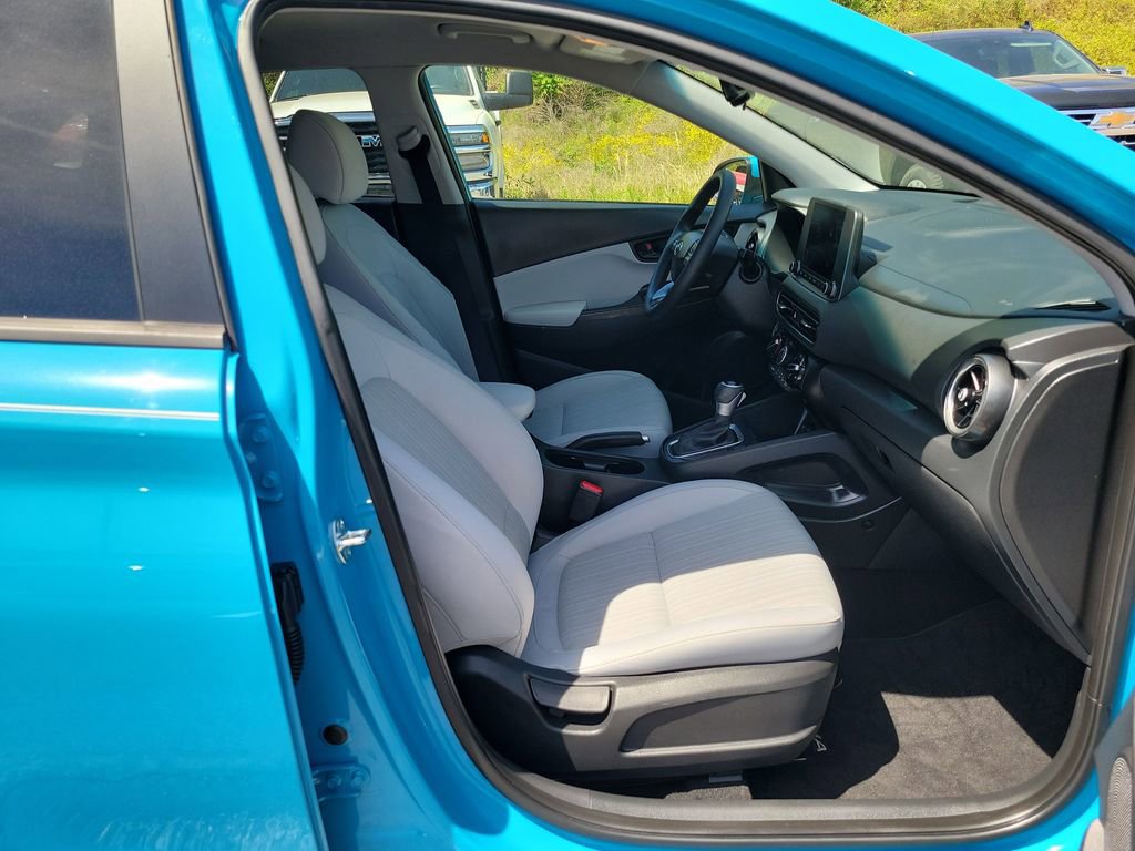 Used 2023 Hyundai Kona SEL FWD image 37