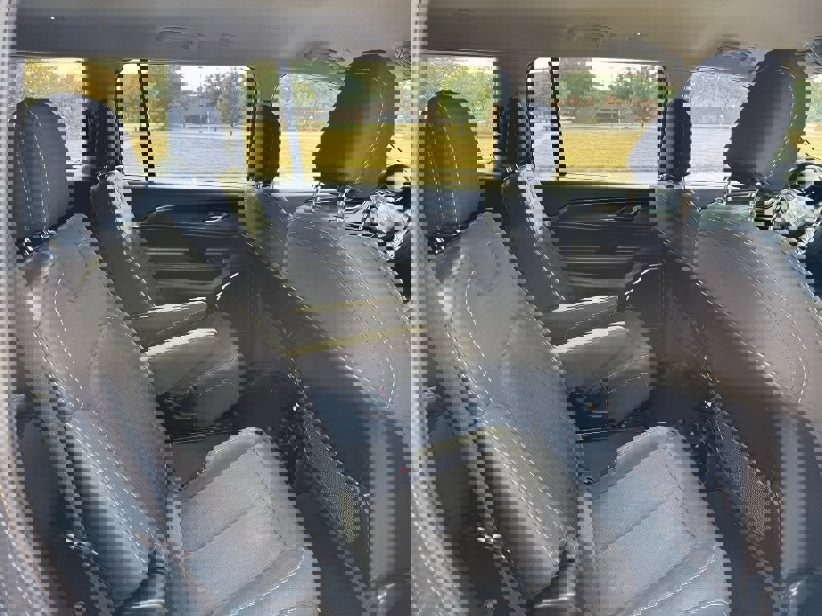 Used 2022 Jeep Grand Cherokee L Laredo w/ Luxury Tech Group I image 15