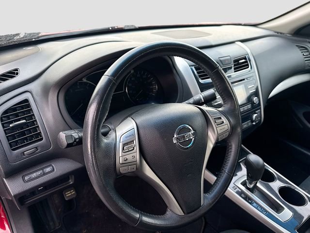 Used 2014 Nissan Altima 2.5 SV image 10