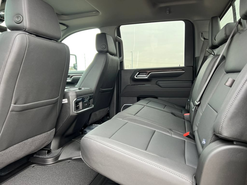New 2026 GMC Sierra 2500 SLT w/ SLT Premium Package AWD/4WD image 5
