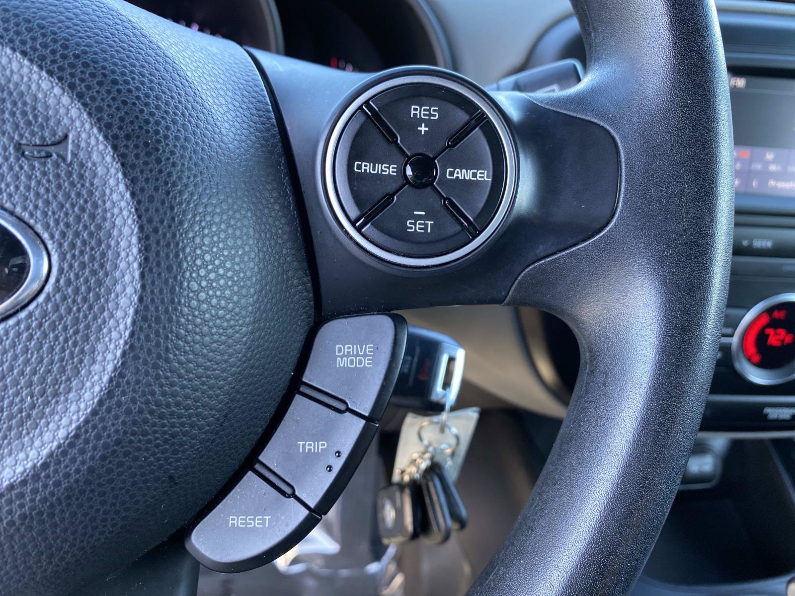 Used 2017 Kia Soul + FWD image 16