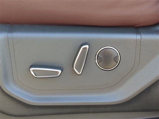 Used 2024 Ford Expedition Max Limited image 24