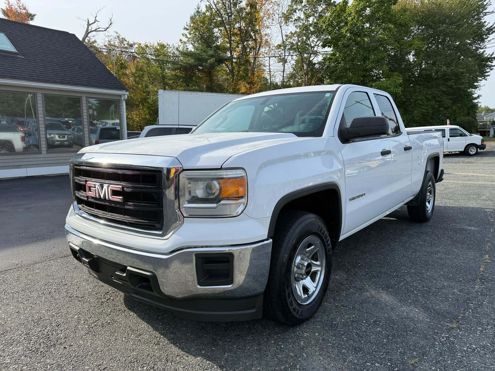 Used 2014 GMC Sierra 1500 4x4 Double Cab w/ Sierra Appearance Package image 3