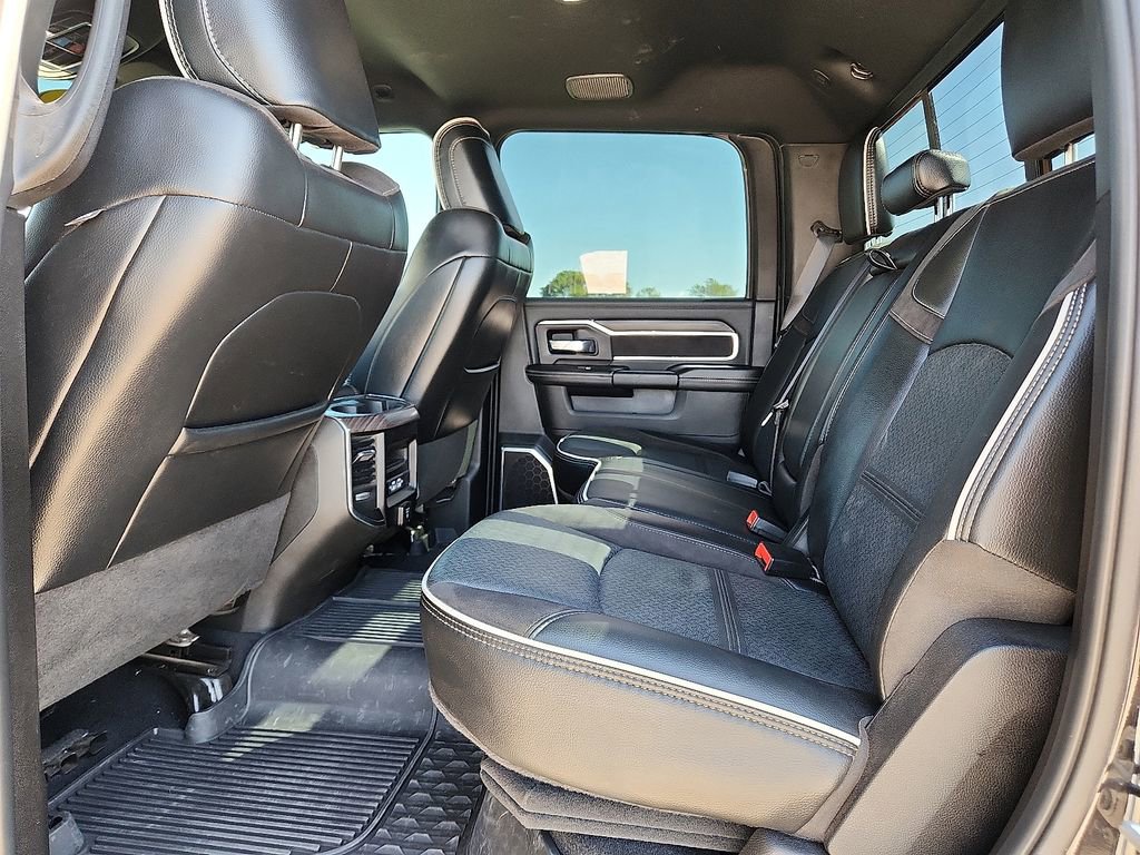 Used 2025 RAM 3500 Laramie w/ Sport Appearance Package AWD/4WD image 15