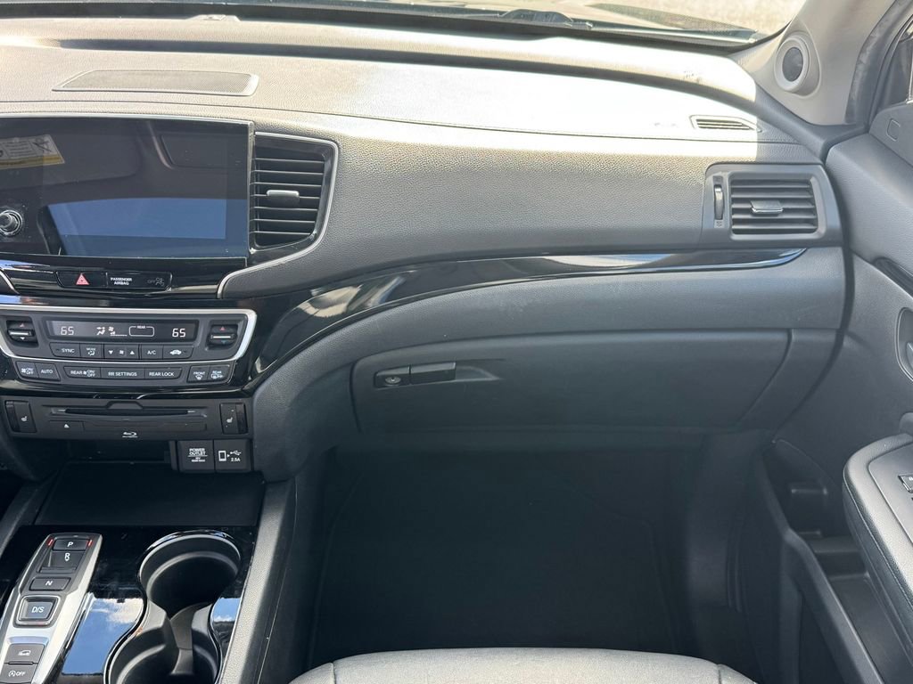 Used 2021 Honda Pilot Touring image 22