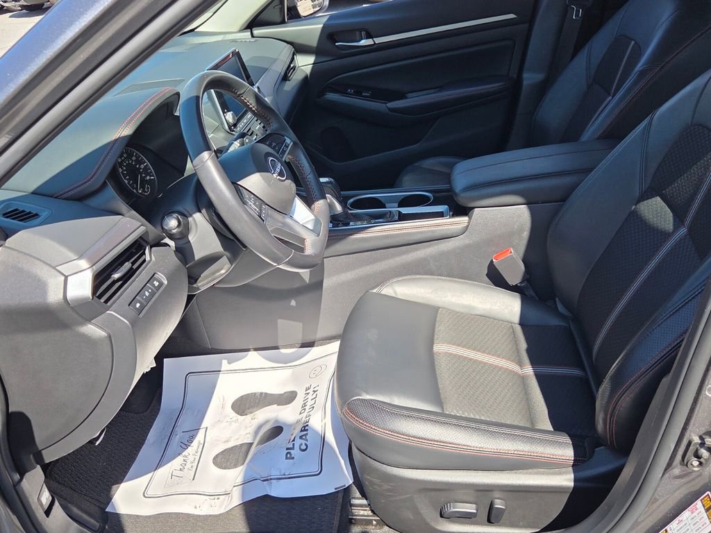 Used 2025 Nissan Altima 2.5 SR image 5