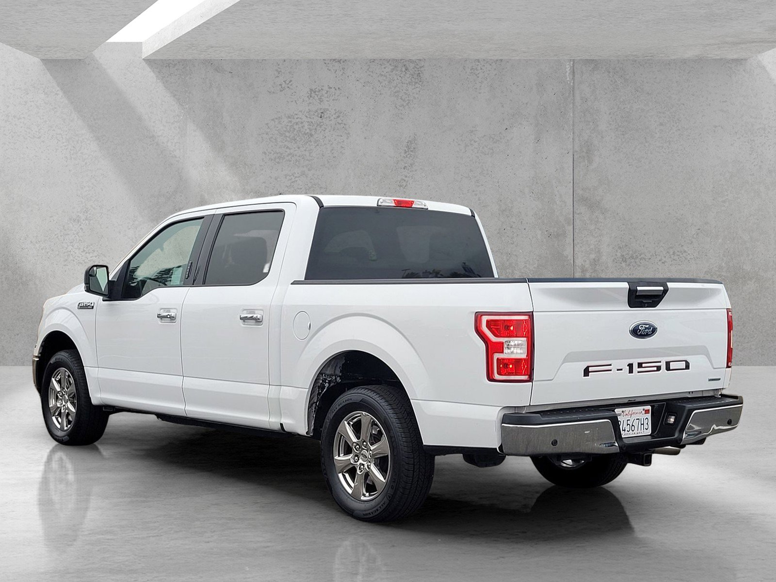 Used 2018 Ford F150 XLT w/ Equipment Group 302A Luxury image 6