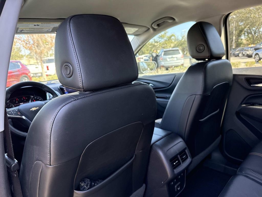 Used 2023 Chevrolet Equinox Premier image 14