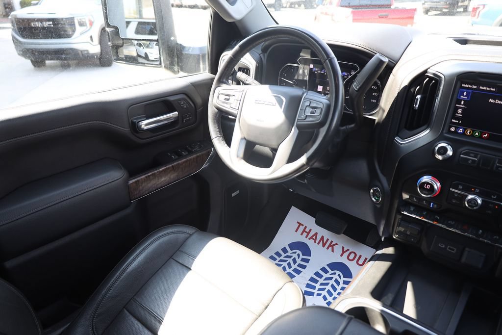 Used 2021 GMC Sierra 3500 Denali w/ Denali Ultimate Package AWD/4WD image 20