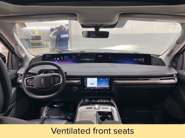 New 2026 Lincoln Navigator Reserve image 44