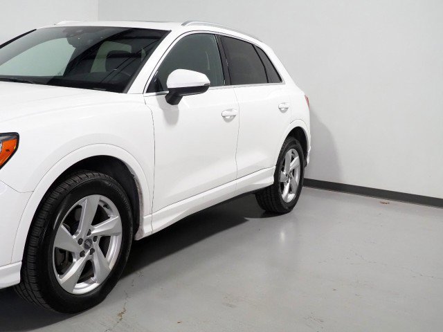 Used 2019 Audi Q3 2.0T Premium image 42