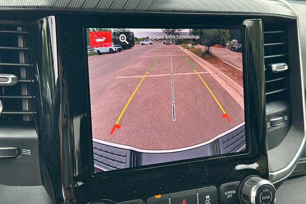 New 2027 RAM 2500 Big Horn AWD/4WD image 18