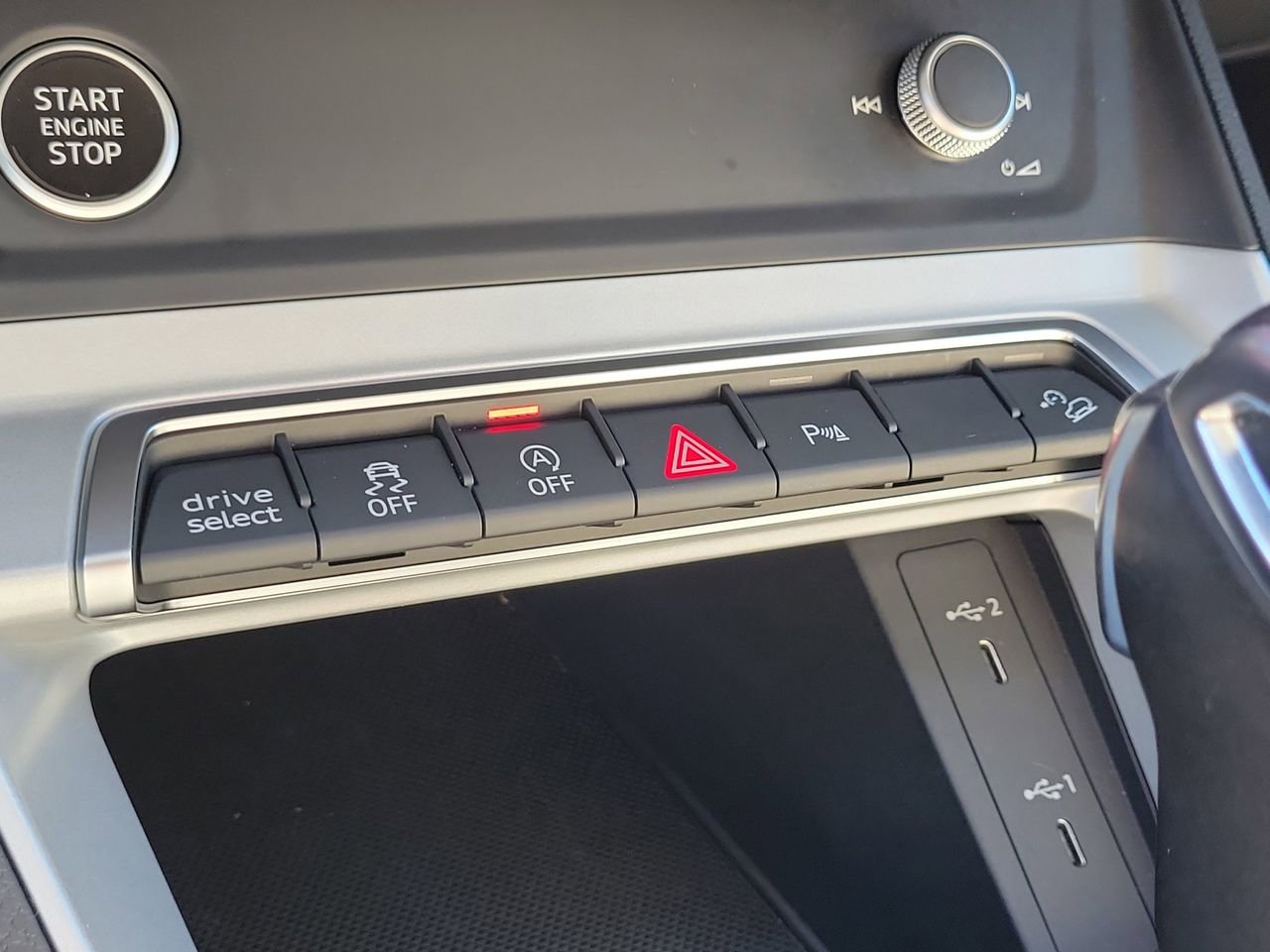 Used 2022 Audi Q3 2.0T Premium w/ Convenience Package image 21