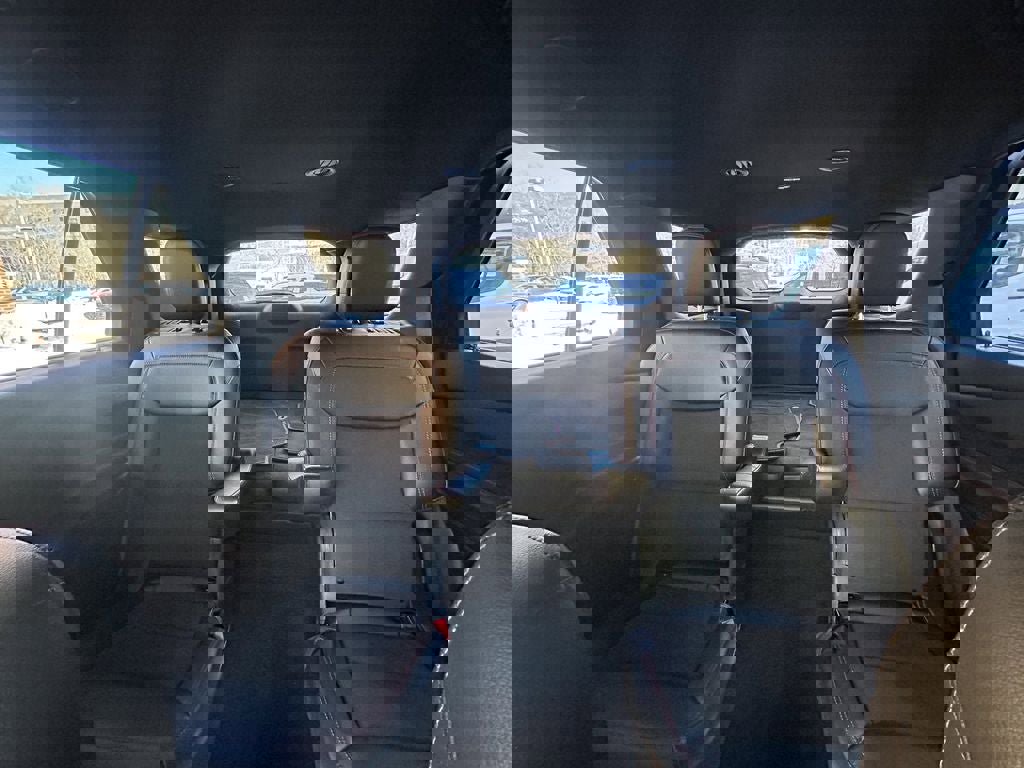 Certified 2023 Ford Explorer ST-Line image 22