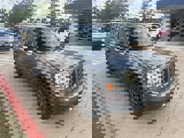 Used 2014 Jeep Patriot Sport w/ Power Value Group