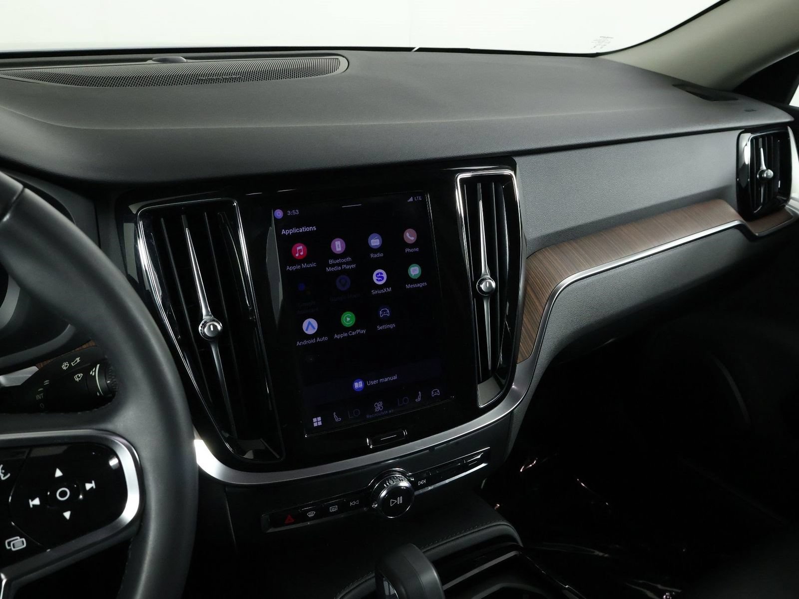 Certified 2024 Volvo S60 T8 Plus AWD/4WD image 9