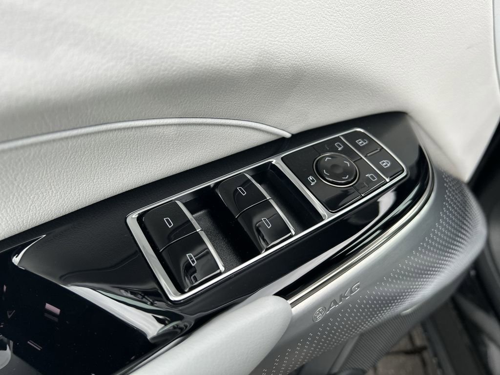 New 2026 Cadillac Lyriq Premium Luxury image 23