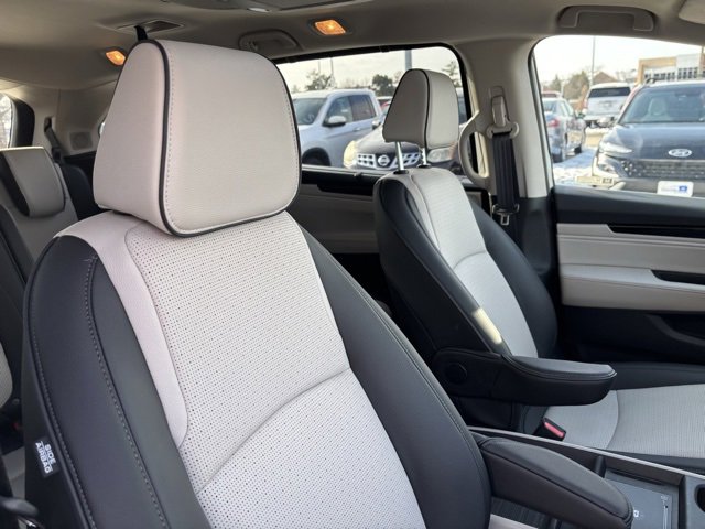 Certified 2026 Honda Odyssey Elite image 28