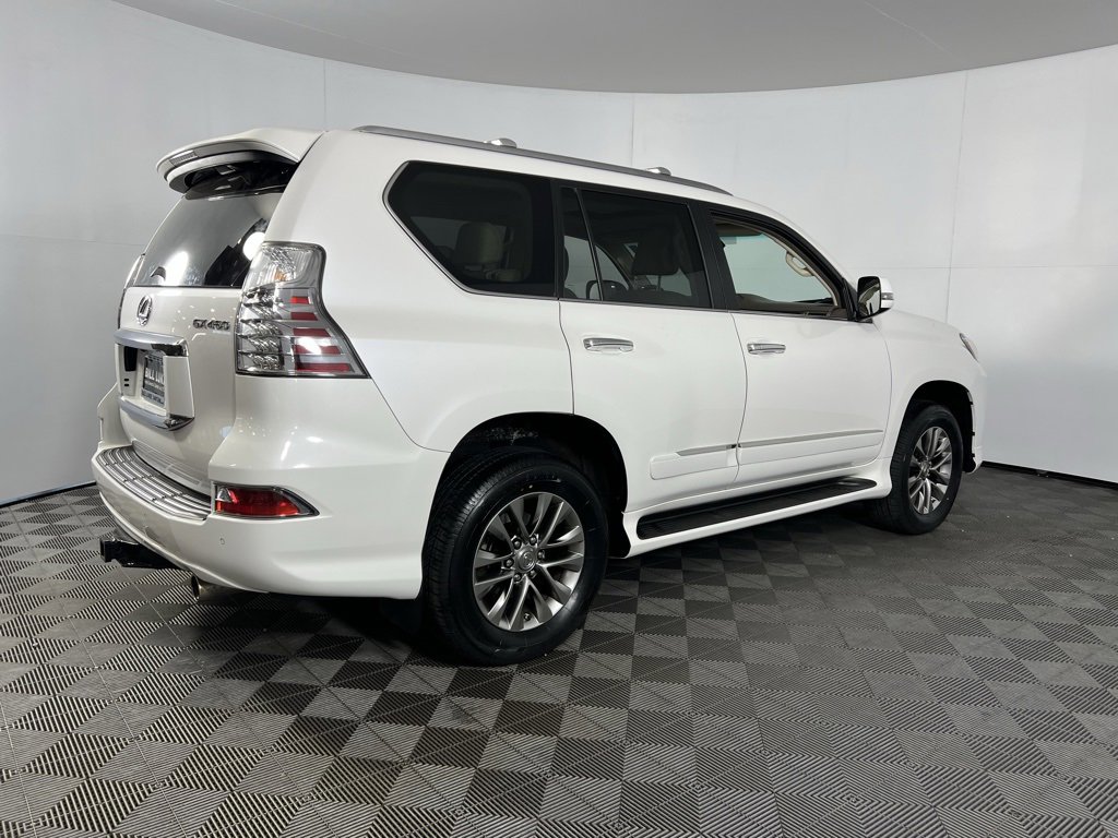 Used 2016 Lexus GX 460 Luxury image 6