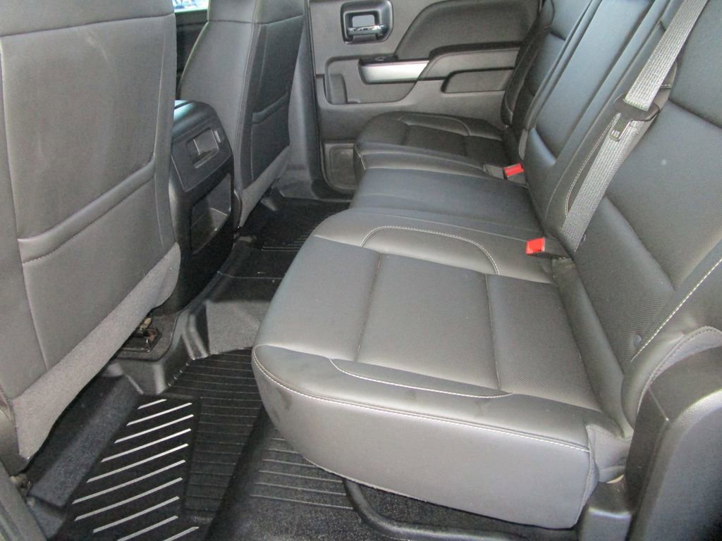 Used 2018 Chevrolet Silverado 1500 LTZ Z71 w/ Midnight Edition image 18