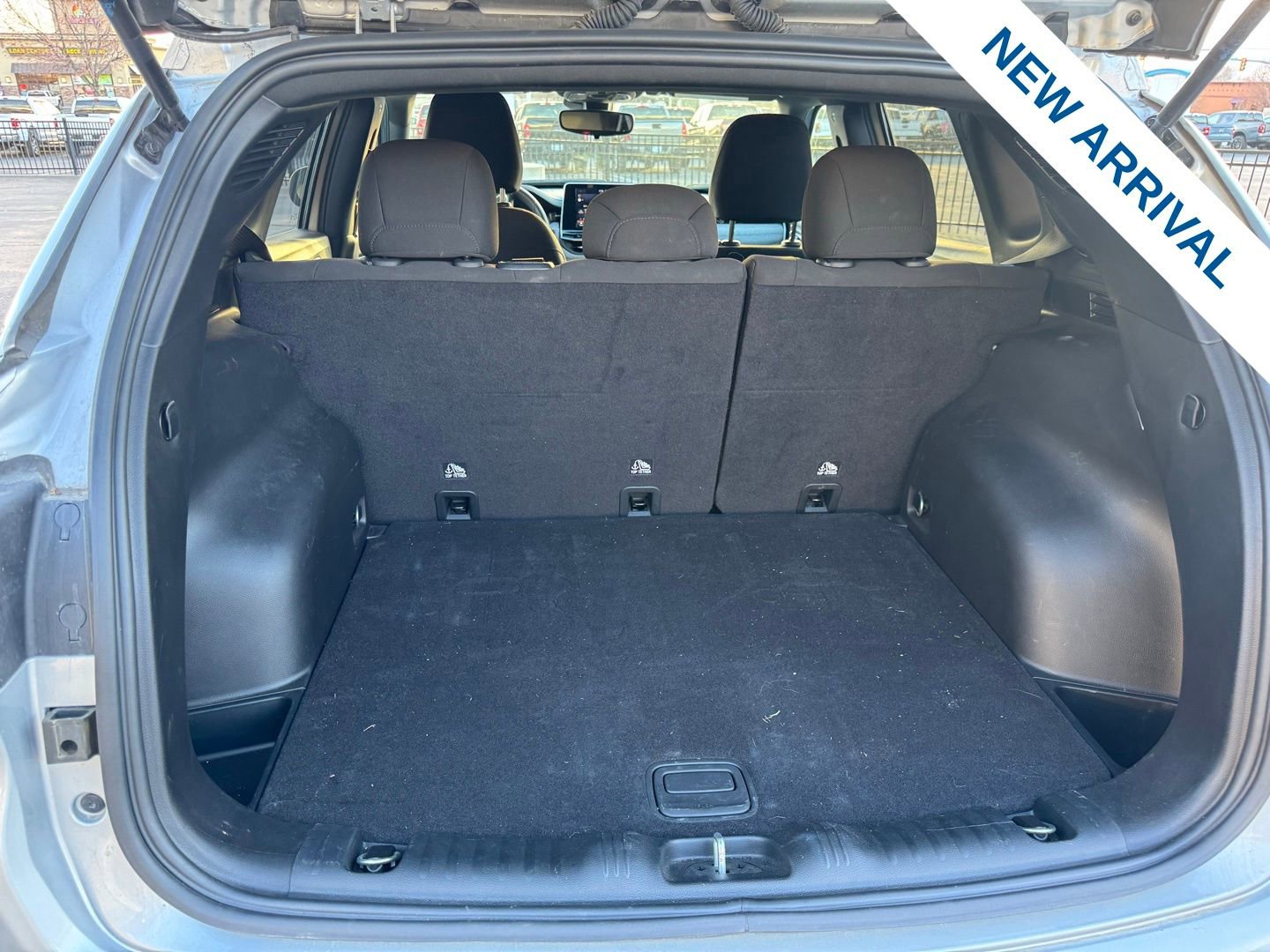 Used 2025 Jeep Compass Sport image 13