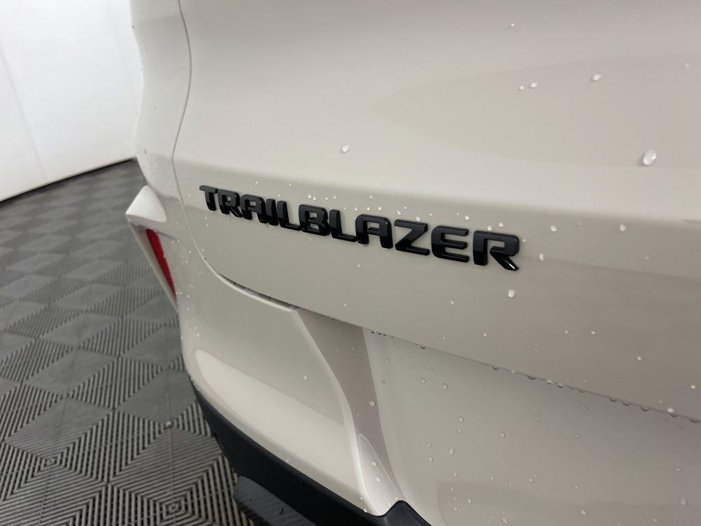 New 2026 Chevrolet TrailBlazer RS image 3
