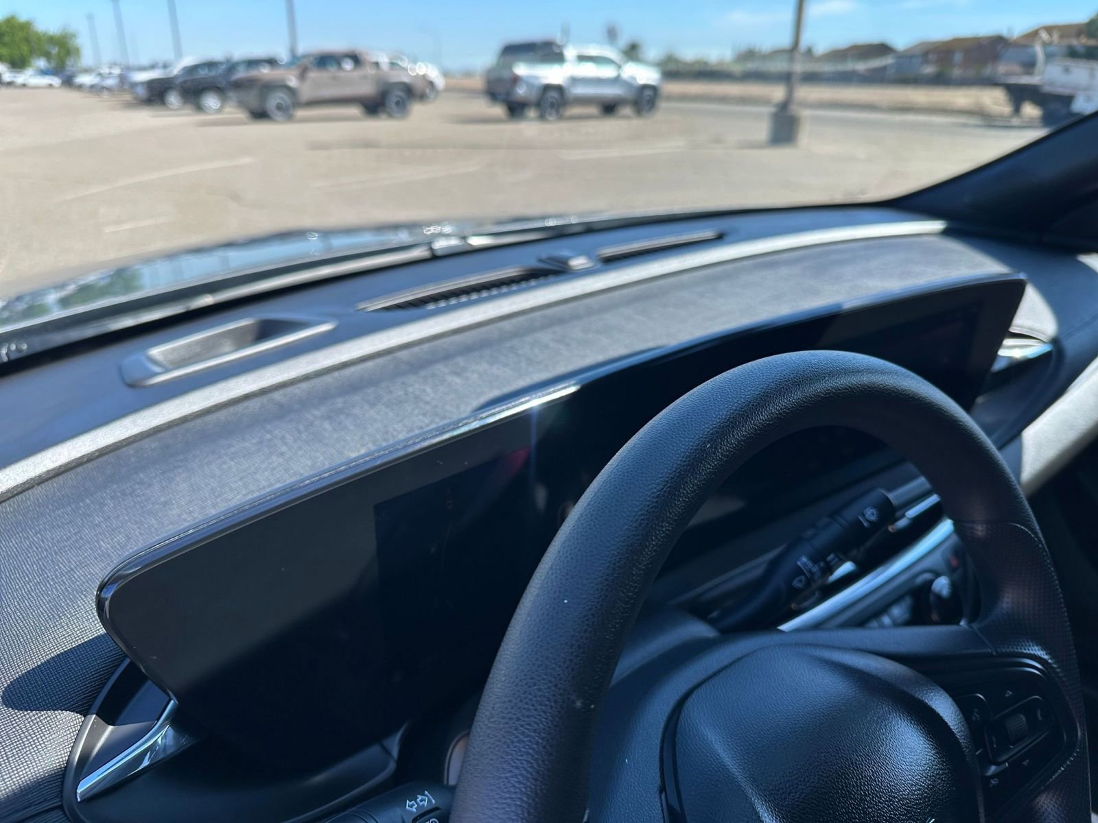 Used 2025 Buick Envista Preferred image 34