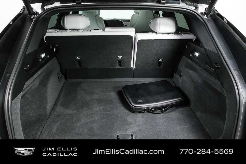 Certified 2024 Cadillac Lyriq Sport image 32