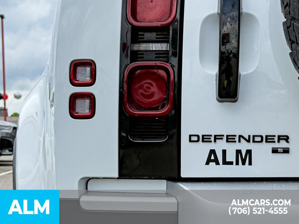 Used 2020 Land Rover Defender 110 S AWD/4WD image 6