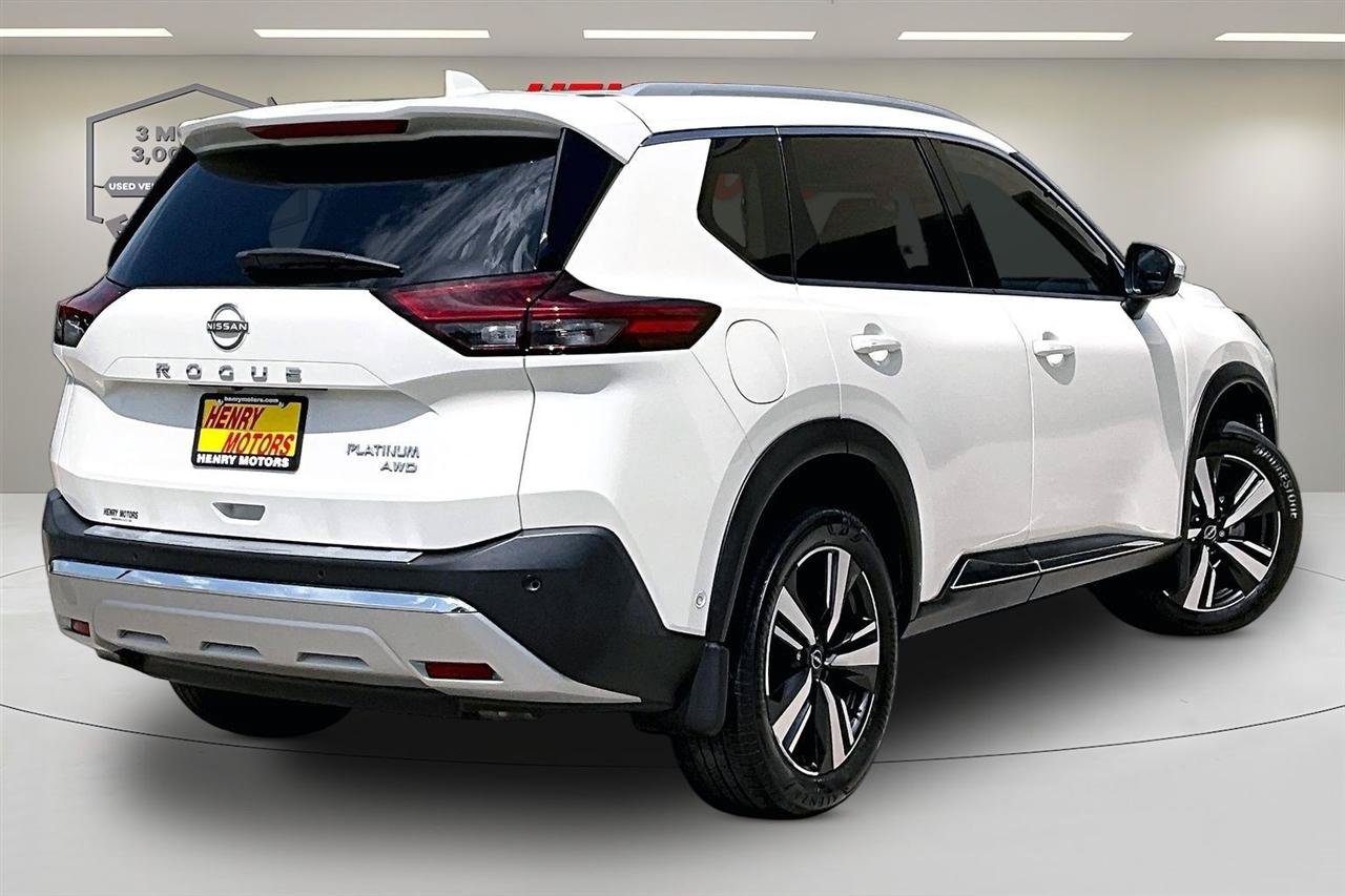 Used 2022 Nissan Rogue Platinum w/ Head-Up Display Package AWD/4WD image 6