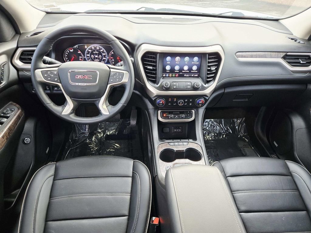 Used 2023 GMC Acadia Denali w/ Denali Ultimate Package AWD/4WD image 10