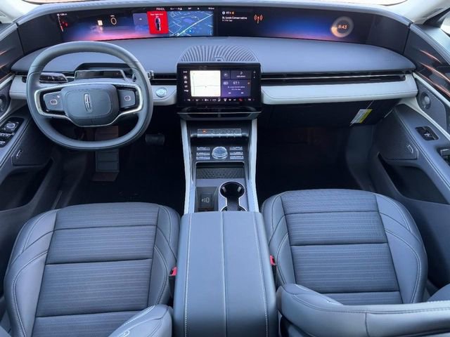 New 2025 Lincoln Nautilus Reserve image 6