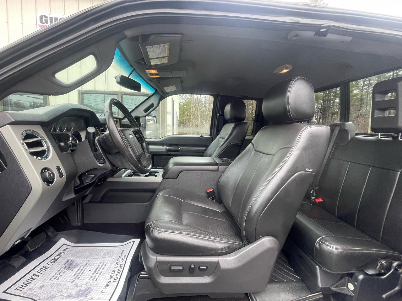 Used 2016 Ford F250 Lariat w/ Lariat Interior Package image 12