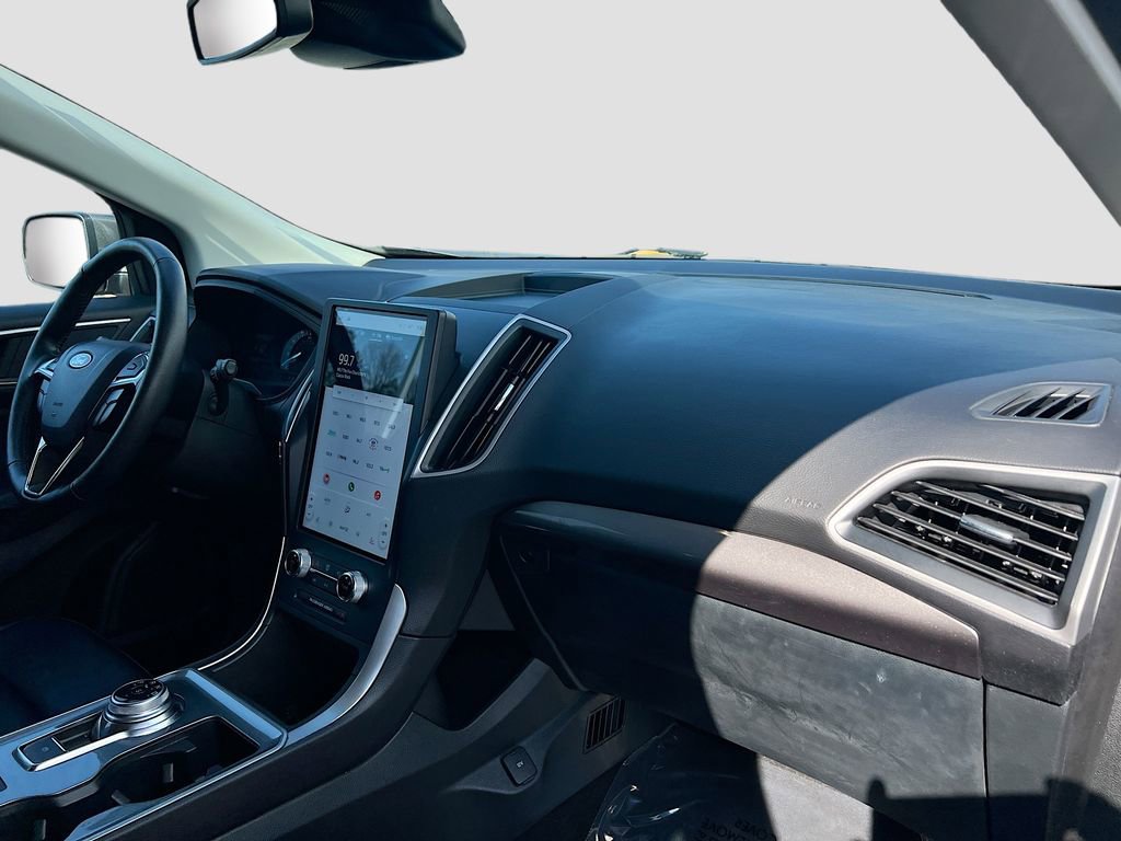 Used 2024 Ford Edge SEL image 30