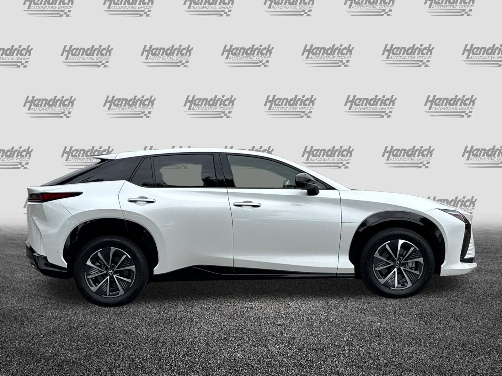 Certified 2024 Lexus RZ 450e Premium w/ Technology Package AWD/4WD image 3