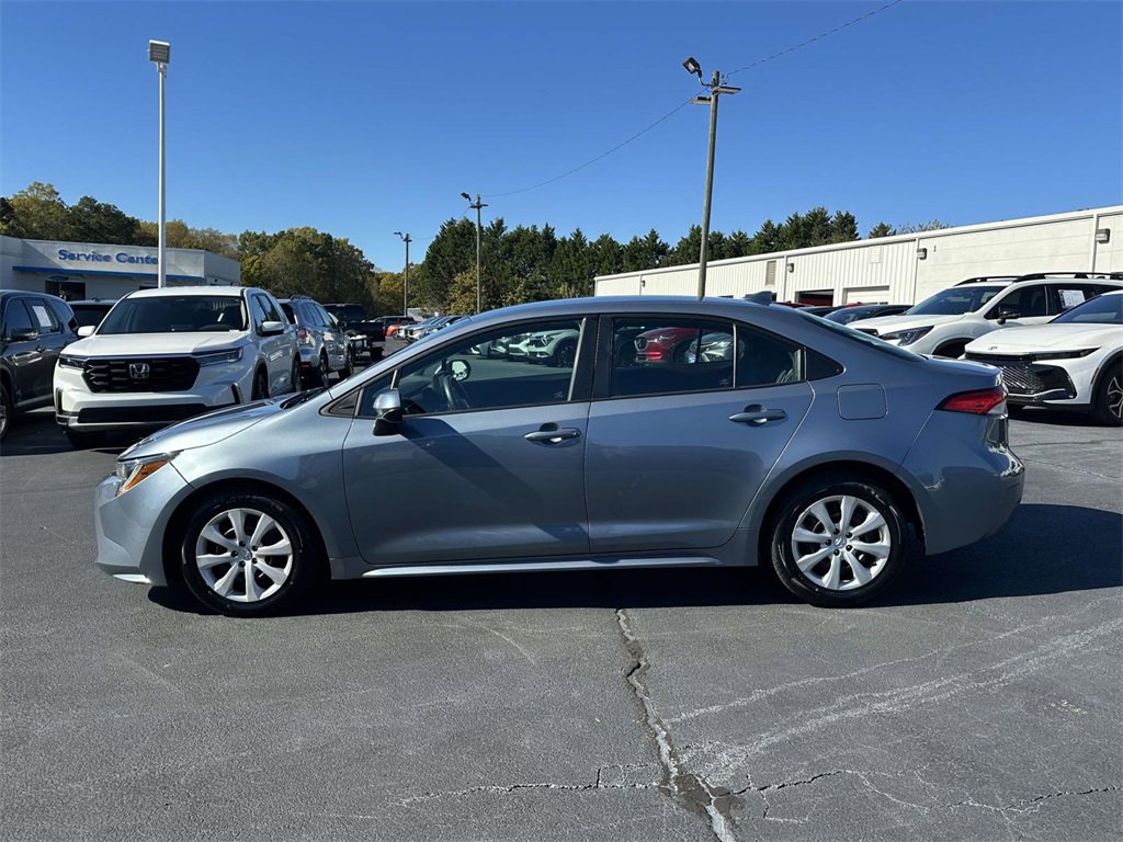 Used 2022 Toyota Corolla LE image 22