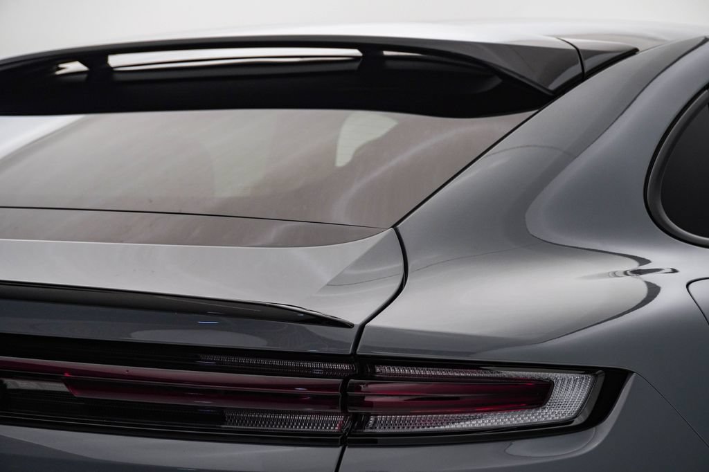 Certified 2026 Porsche Cayenne Coupe AWD/4WD image 12