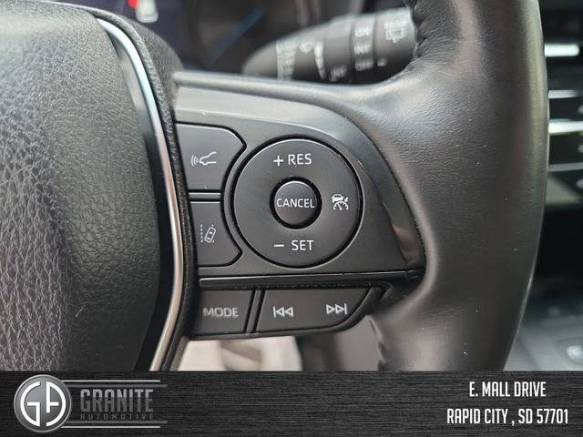 Used 2021 Toyota Venza XLE w/ Softex Package image 33