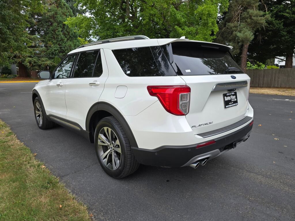 Used 2020 Ford Explorer Platinum w/ Premium Technology Package image 4
