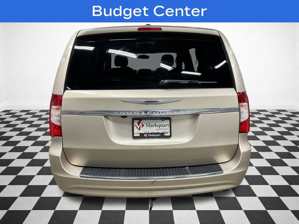 Used 2012 Chrysler Town & Country Touring w/ Entertainment Group #1 image 7
