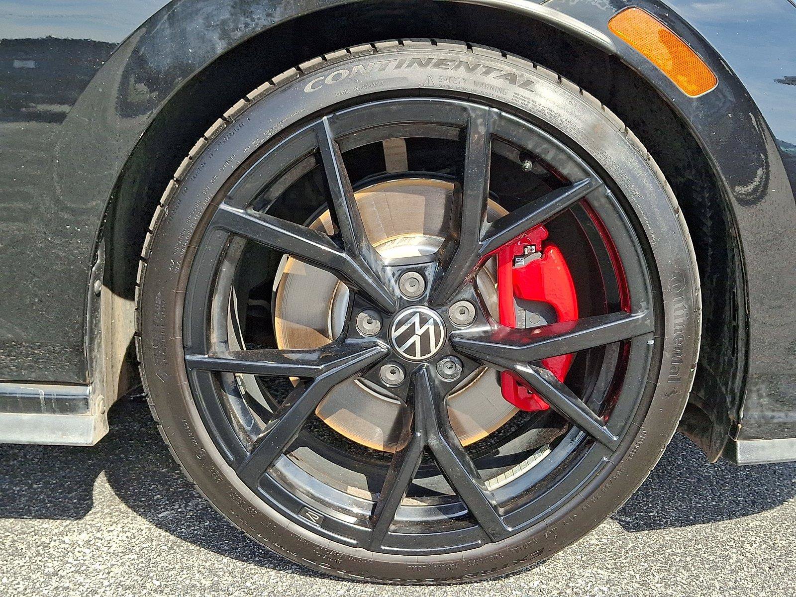 Used 2024 Volkswagen GTI SE FWD image 8