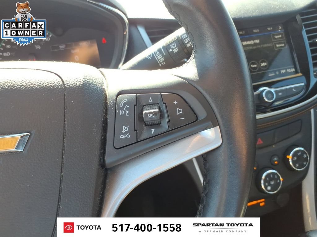 Used 2018 Chevrolet Trax LT w/ LT Convenience Package FWD image 16
