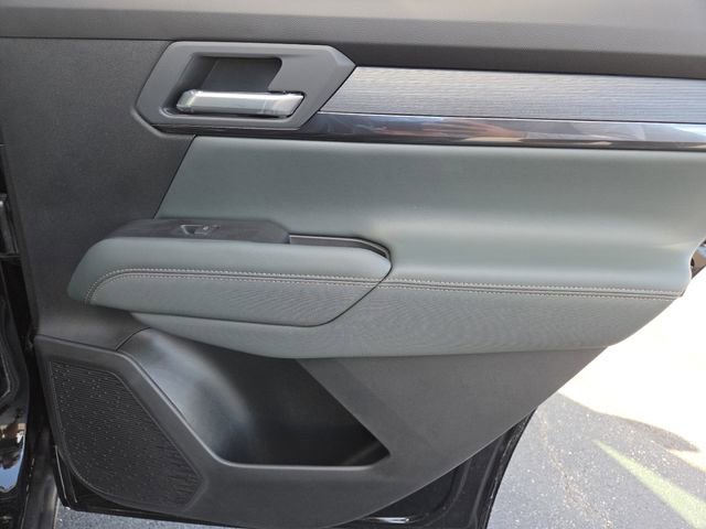 New 2026 GMC Terrain AT4 w/ Convenience Package III image 21