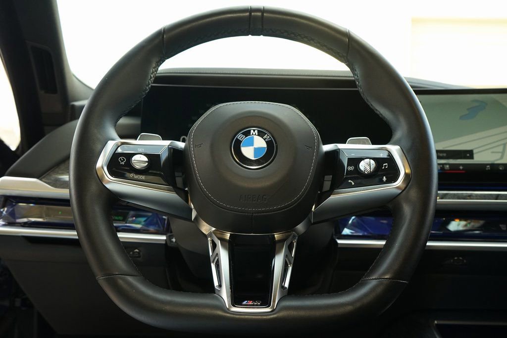 Used 2024 BMW 740i w/ Premium Package image 12