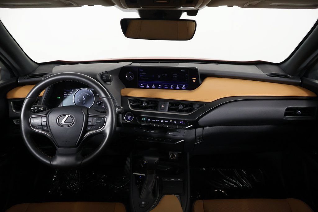 Certified 2020 Lexus UX 250h w/ Cold Area Package AWD/4WD image 8