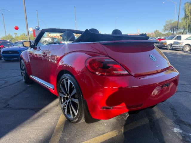 Used 2014 Volkswagen Beetle R-Line FWD image 5