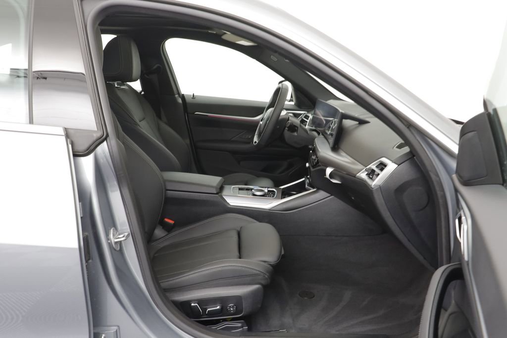 Certified 2025 BMW i4 xDrive40i image 20