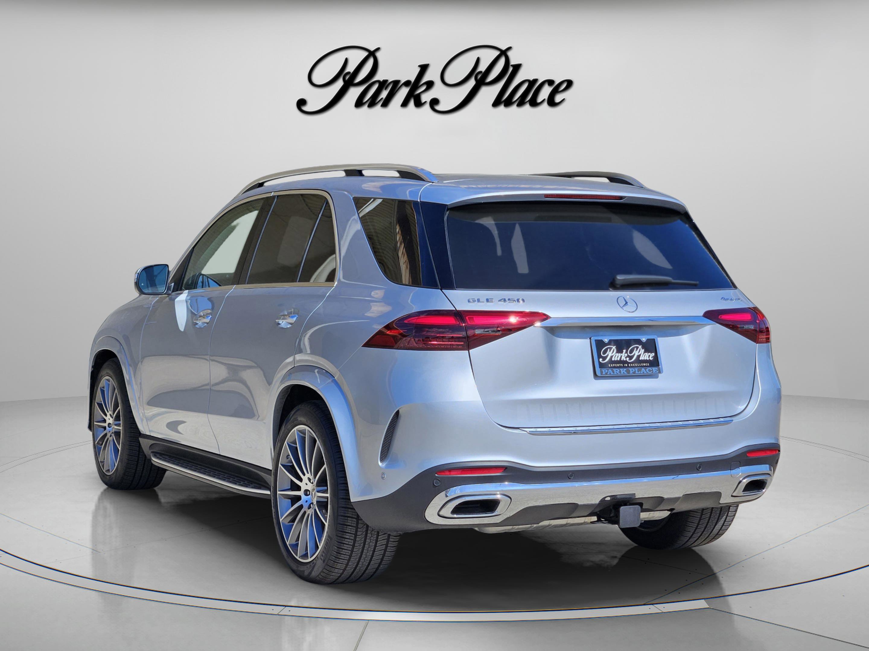 Certified 2026 Mercedes-Benz GLE 450 4MATIC image 3