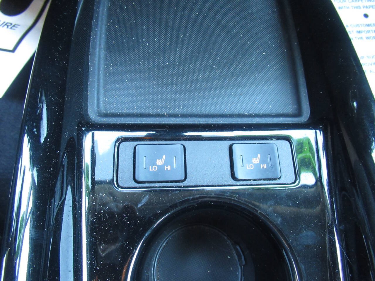 Used 2021 Toyota Prius Prime LE FWD image 24